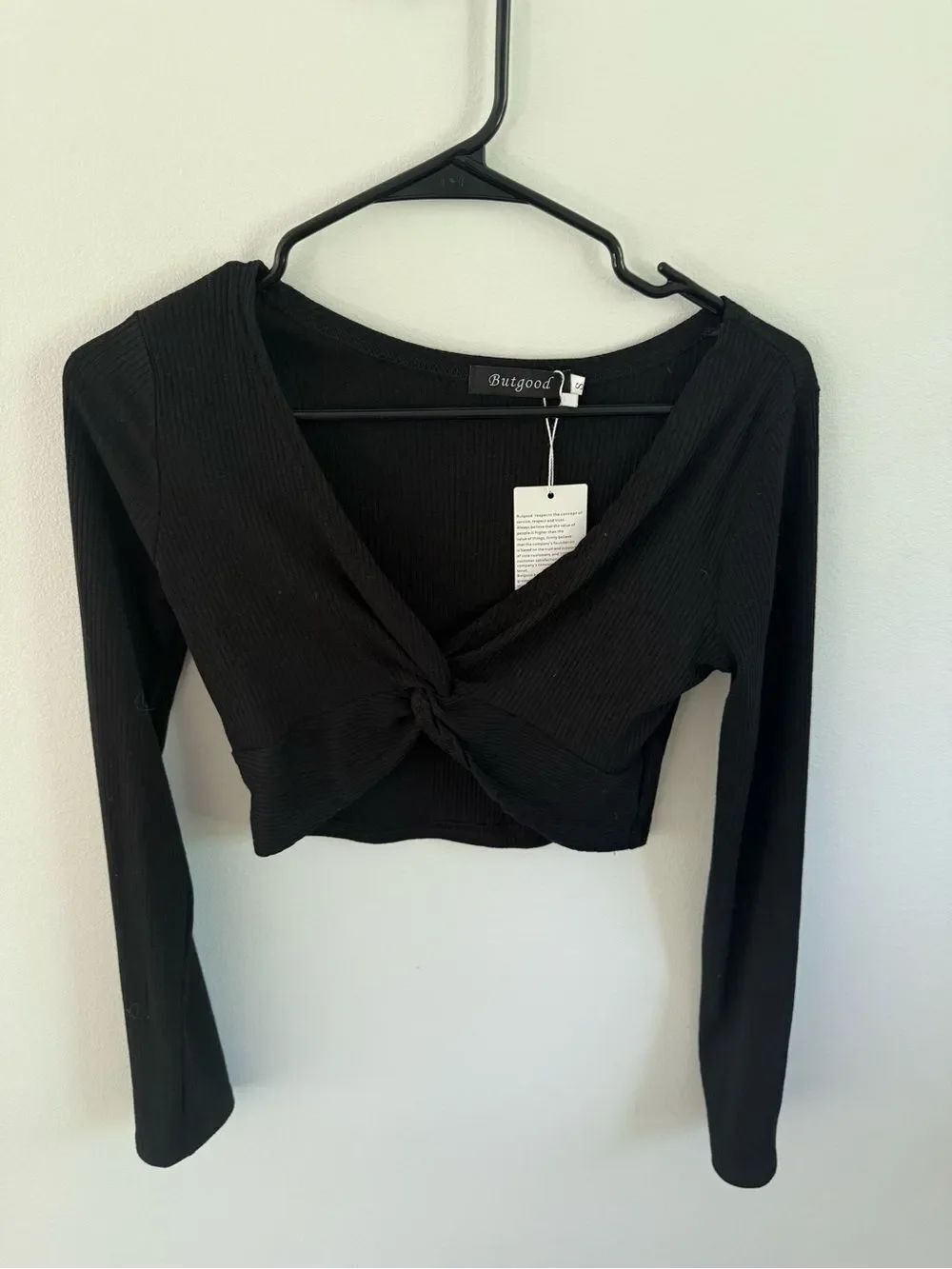 NWT Black Long Sleeve Twisted Front Crop Top